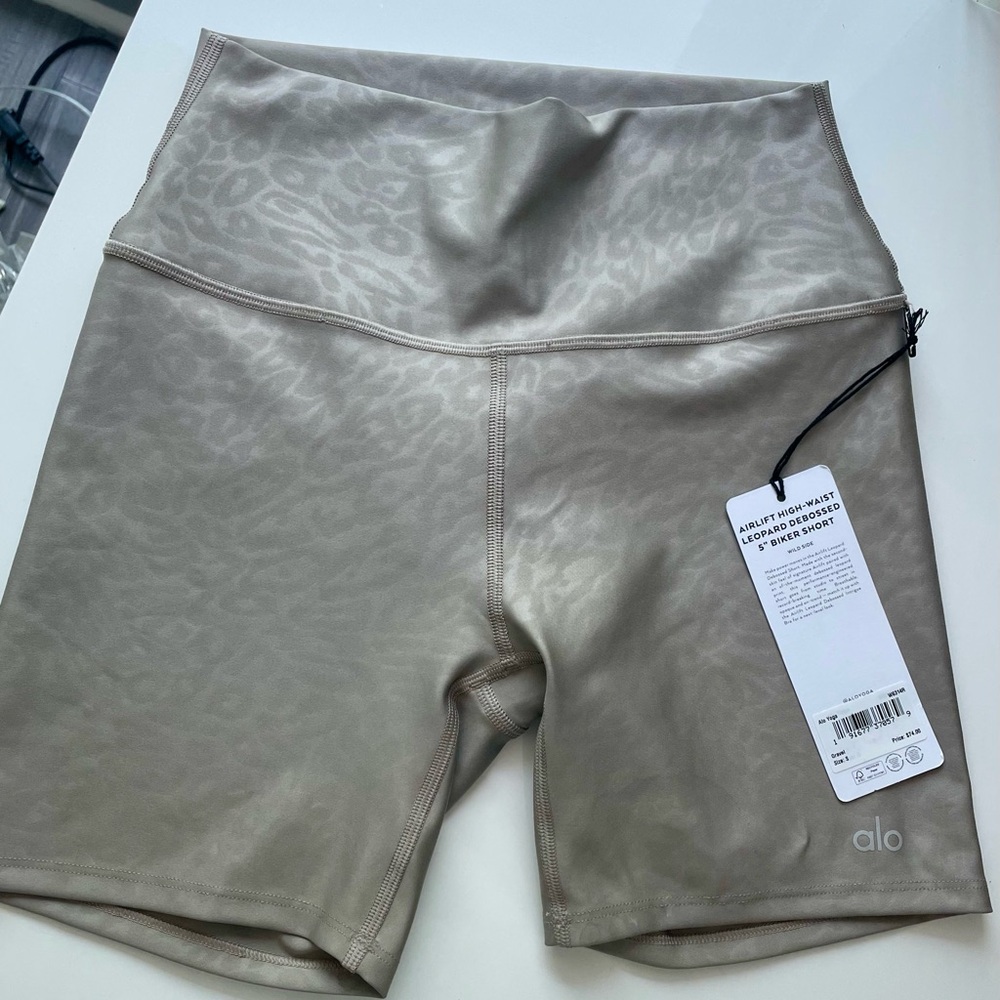 ALO Airlift high-waist leopard debossed 5” biker short